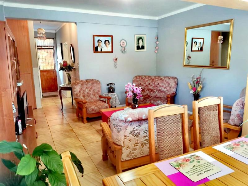 2 Bedroom Property for Sale in Parow Valley Western Cape